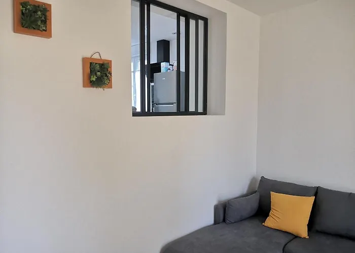 Апартаменты Bas De Maison *