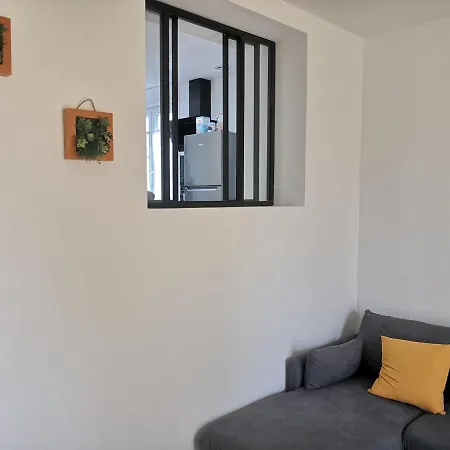 דירה Bas De Maison *